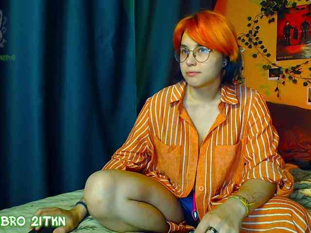 Tricky_Kitsune webcam