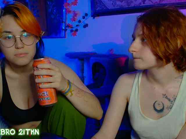 Tricky_Kitsune webcam