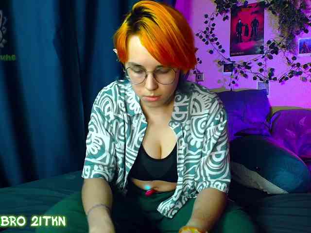 Tricky_Kitsune webcam