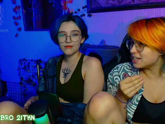 Tricky_Kitsune webcam