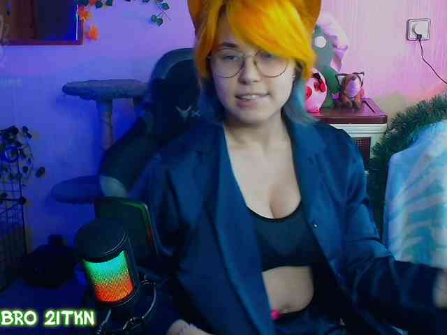 Tricky_Kitsune webcam