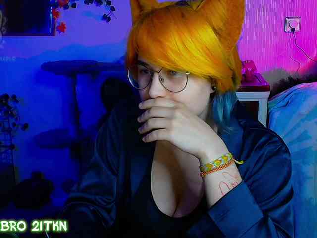 Tricky_Kitsune webcam