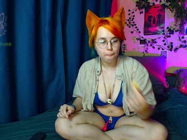 Tricky_Kitsune webcam