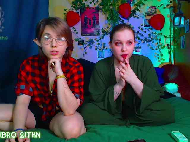 Tricky_Kitsune webcam