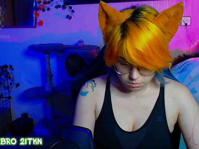 Tricky_Kitsune webcam