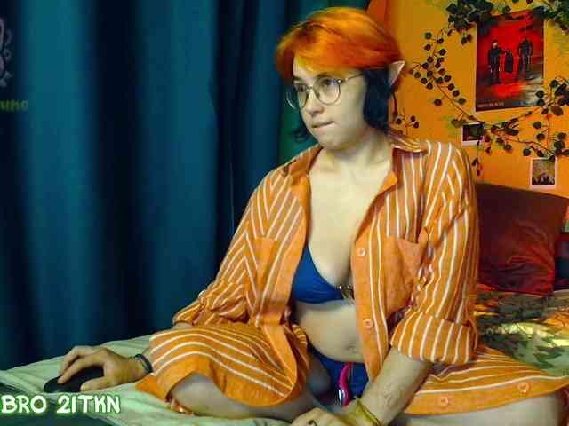 Tricky_Kitsune webcam