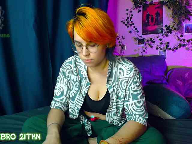 Tricky_Kitsune webcam