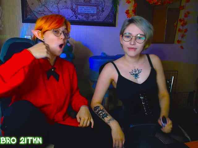 Tricky_Kitsune webcam