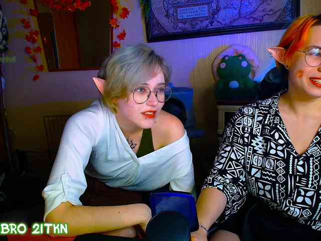 Tricky_Kitsune webcam