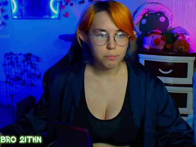 Tricky_Kitsune webcam