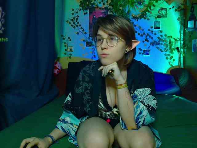 Tricky_Kitsune webcam