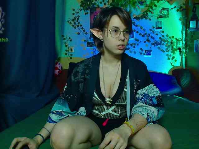 Tricky_Kitsune webcam