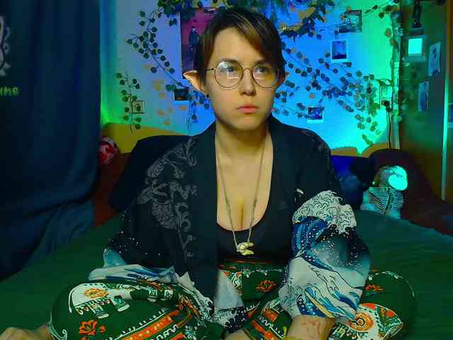 Tricky_Kitsune webcam
