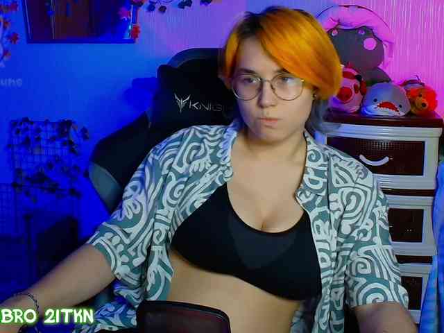 Tricky_Kitsune webcam