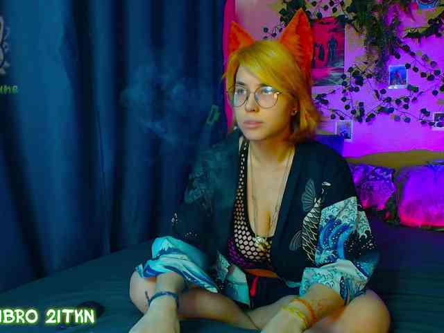 Tricky_Kitsune webcam