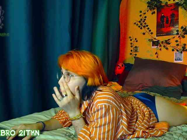 Tricky_Kitsune webcam