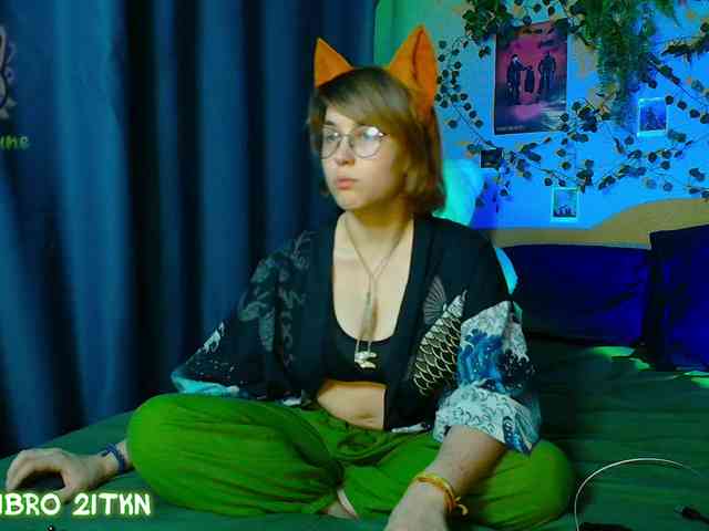 Tricky_Kitsune webcam