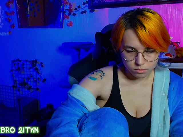 Tricky_Kitsune webcam