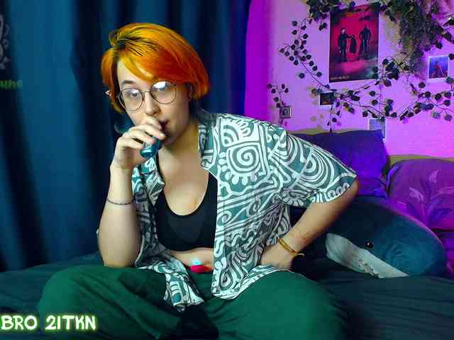 Tricky_Kitsune webcam