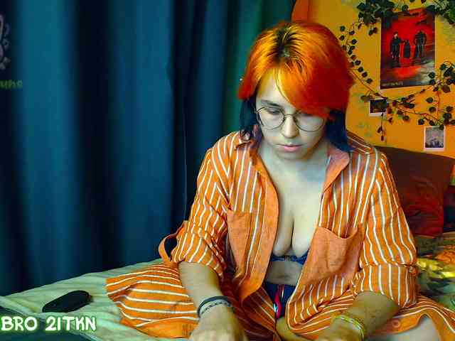 Tricky_Kitsune webcam