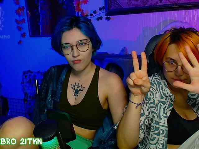 Tricky_Kitsune webcam