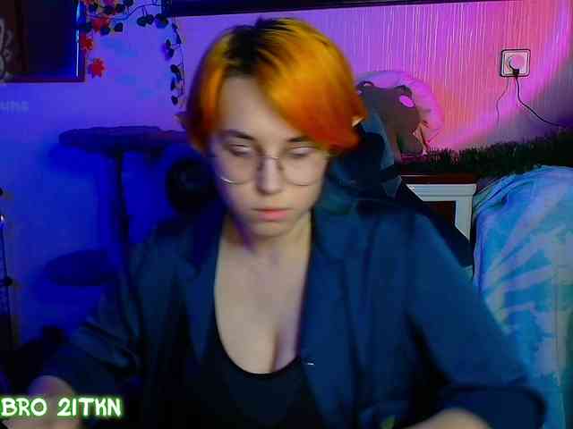 Tricky_Kitsune webcam
