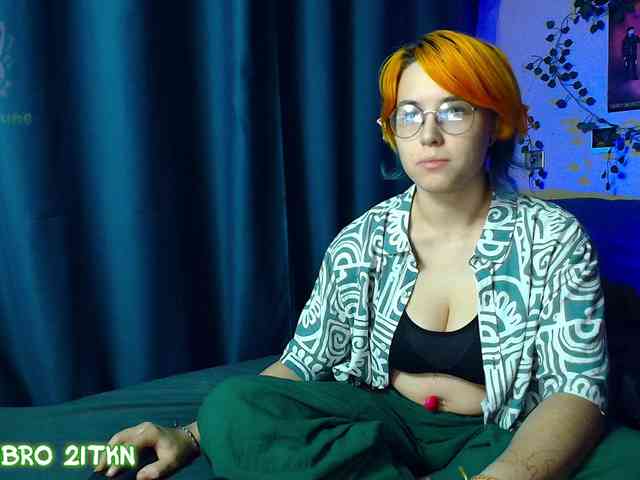Tricky_Kitsune webcam