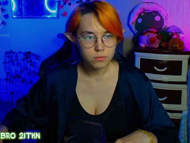 Tricky_Kitsune webcam