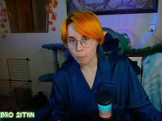 Tricky_Kitsune webcam