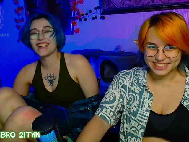 Tricky_Kitsune webcam