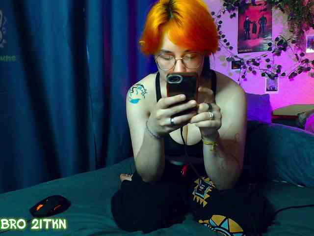 Tricky_Kitsune webcam