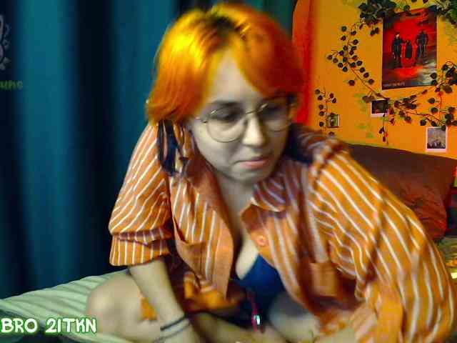 Tricky_Kitsune webcam