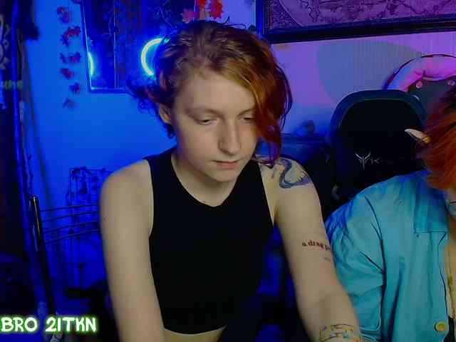 Tricky_Kitsune webcam