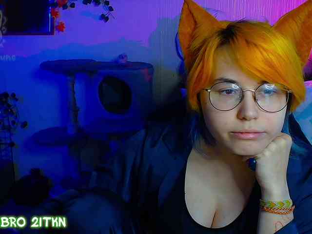 Tricky_Kitsune webcam