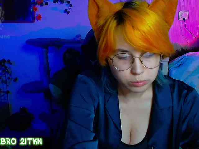 Tricky_Kitsune webcam