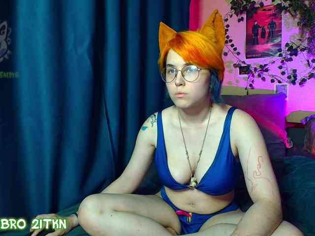 Tricky_Kitsune webcam