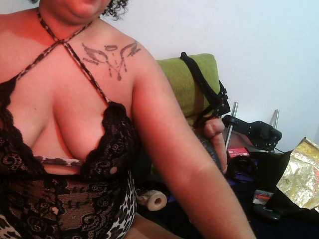 Domme_Carla_Brazil