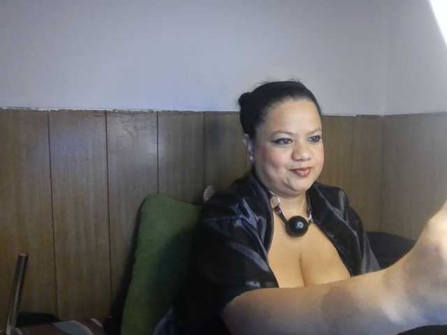 Domme_Carla_Brazil