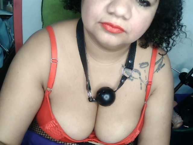 Domme_Carla_Brazil