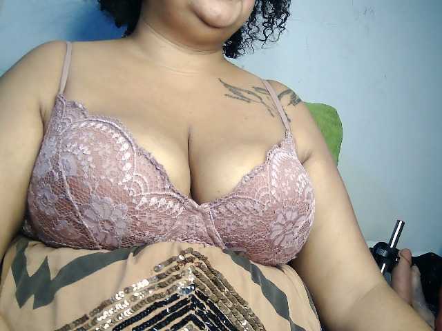 Preview of domme_carla_brazil