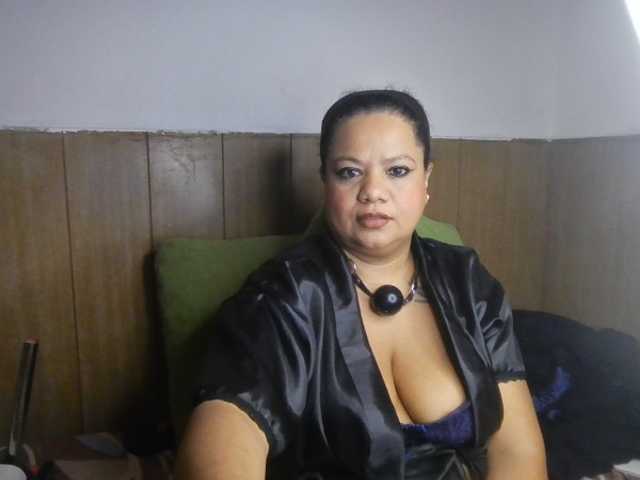 Domme_Carla_Brazil