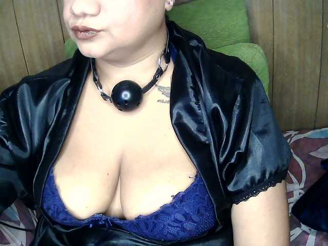 Domme_Carla_Brazil