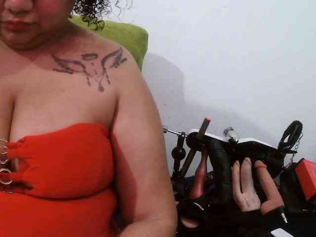 Modelo: Domme_Carla_Brazil