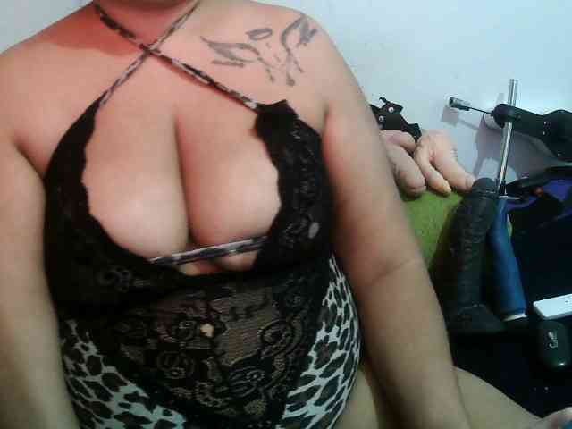 Modelo: Domme_Carla_Brazil