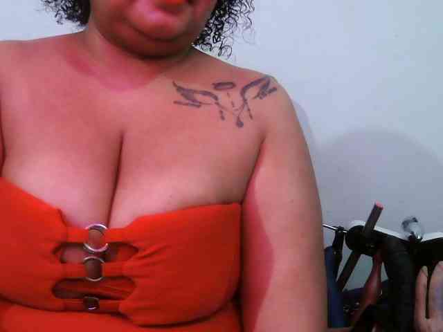 Domme_Carla_Brazil