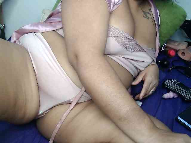 Domme_Carla_Brazil webcam