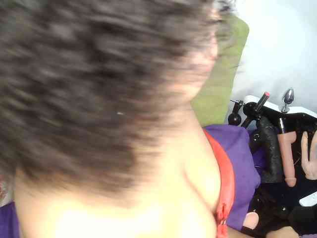 Domme_Carla_Brazil