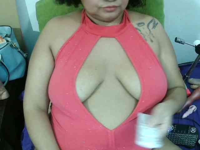 Modelo: Domme_Carla_Brazil