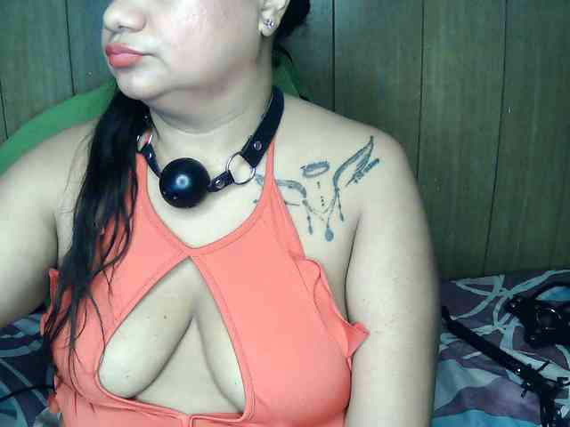 Domme_Carla_Brazil