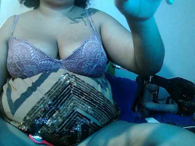 Domme_Carla_Brazil webcam